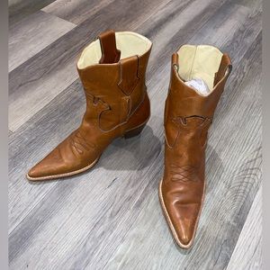 NEIMAN MARCUS Vintage Western Ankle Boots (9)